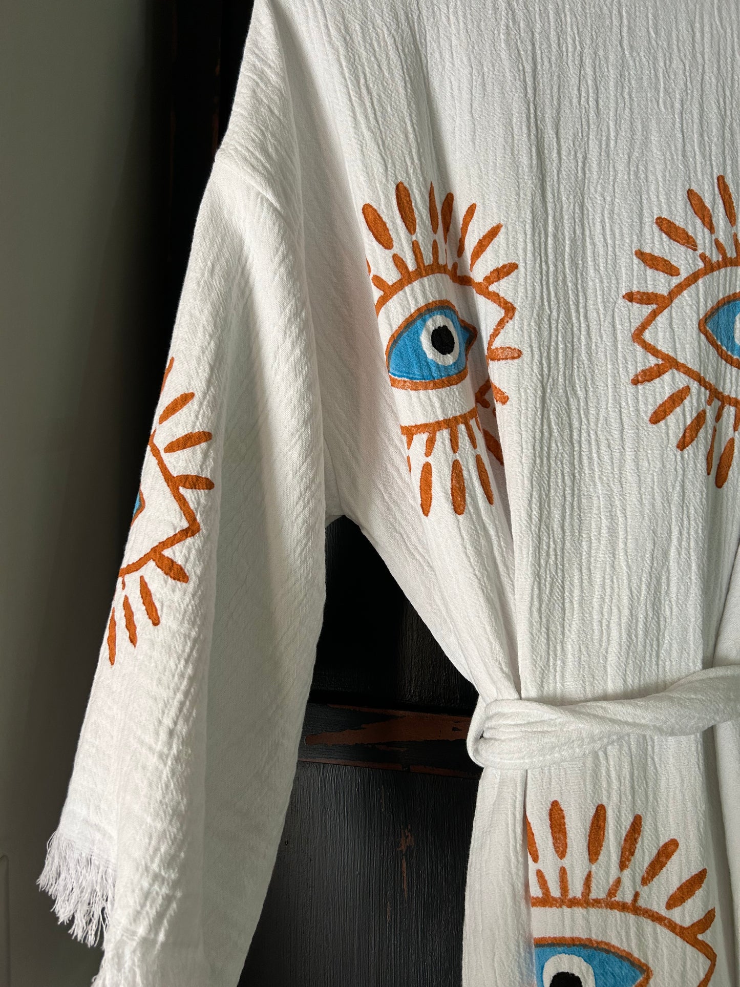 Open Eye Cotton Robe • White
