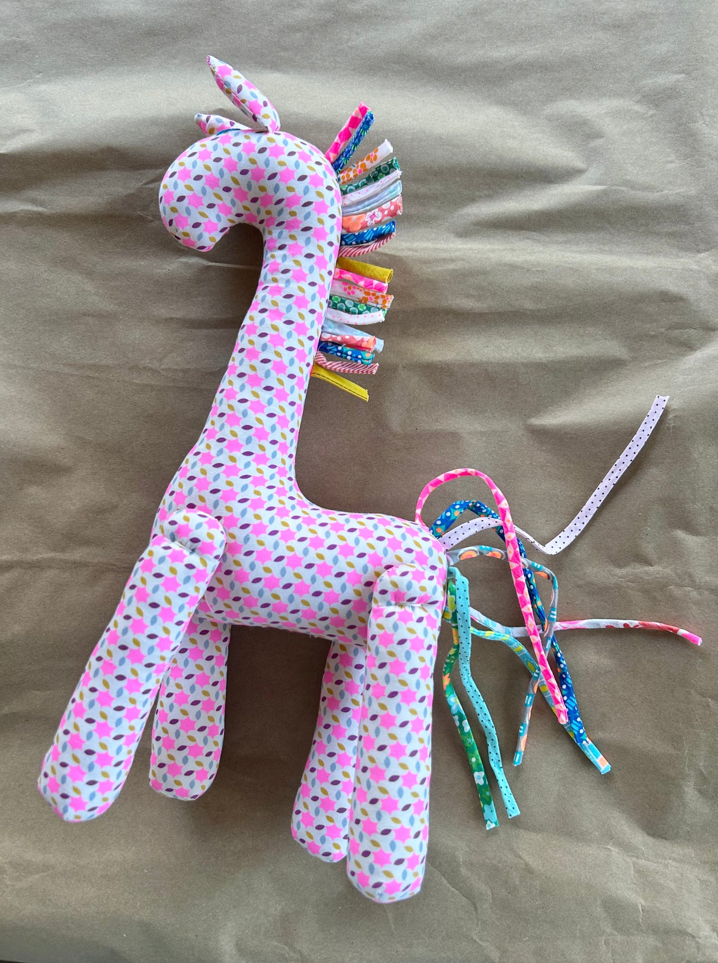 Giraffe • Pink Starburst