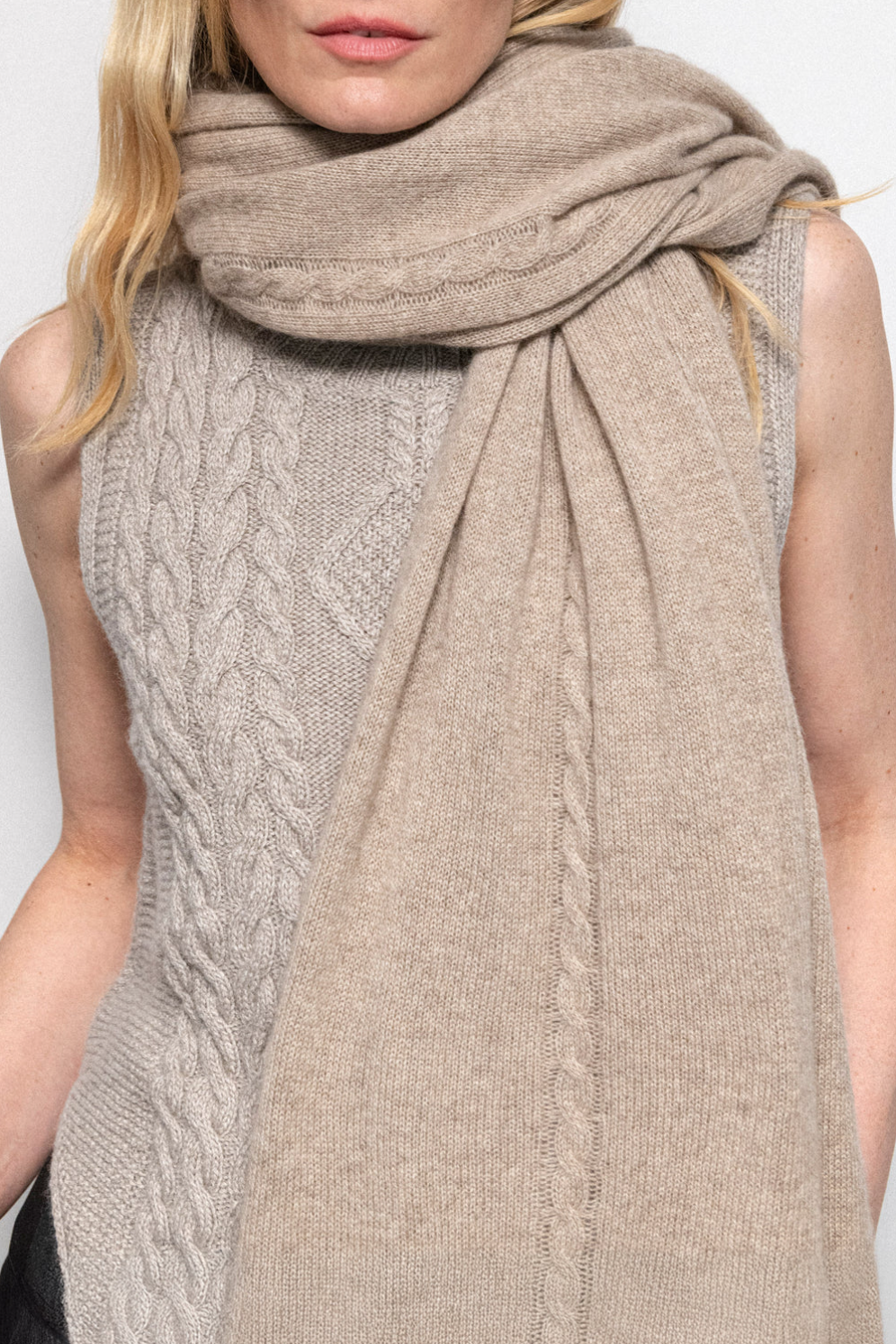 Big Cashmere Wrap • Taupe