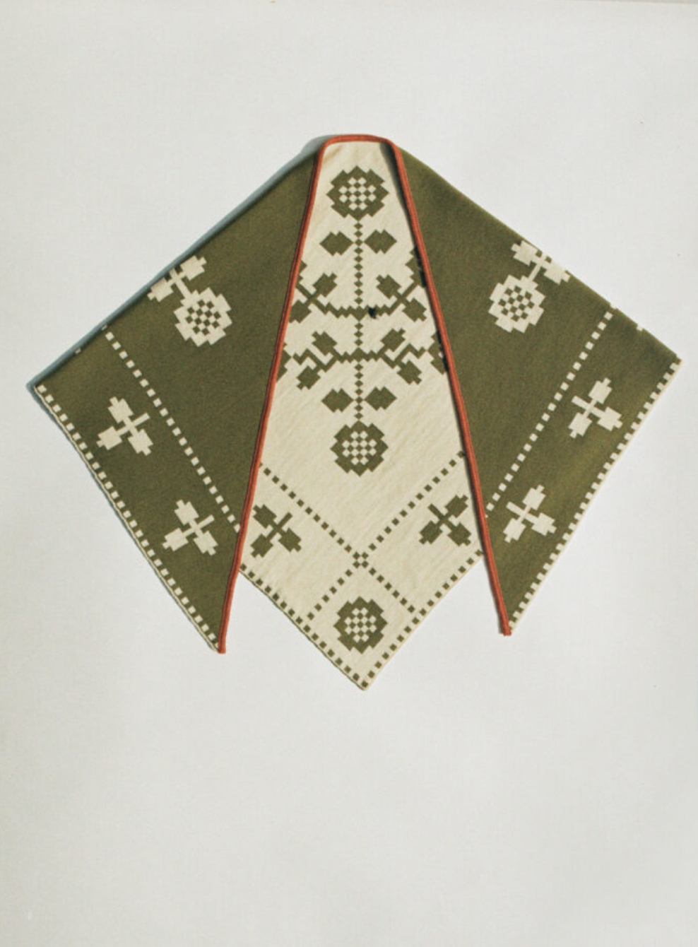 Folk Merino Scarf • Olive/ Cream