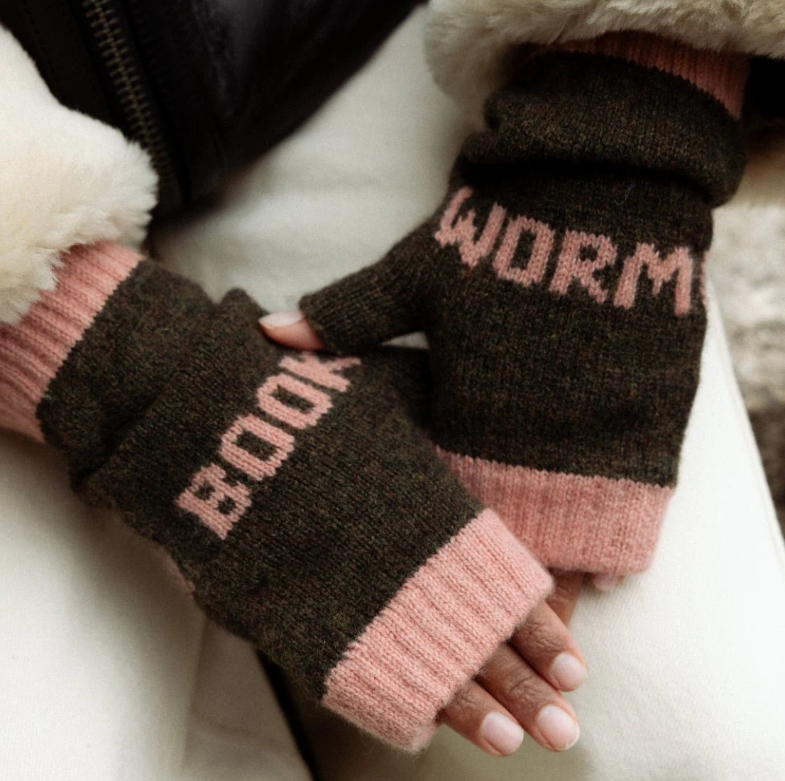 Book Worm Mittens