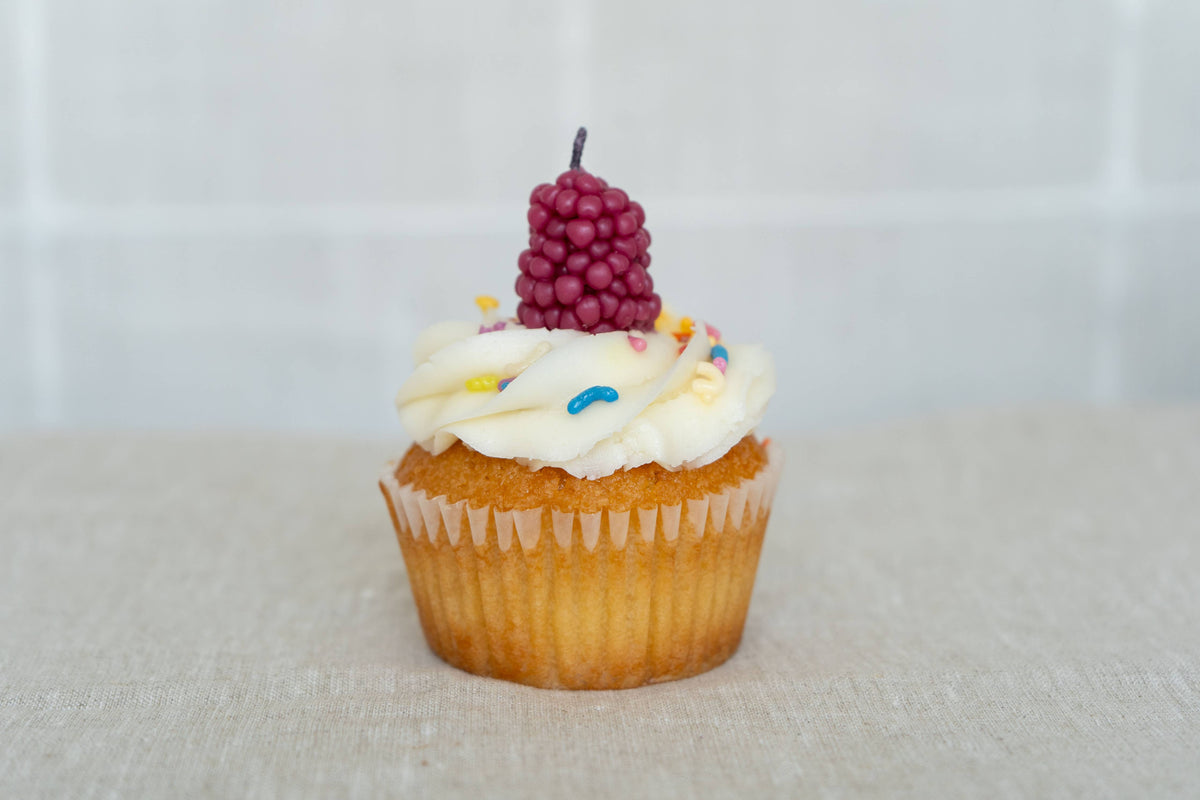 Berry Pink Blackberry Beeswax Birthday Candles: 10